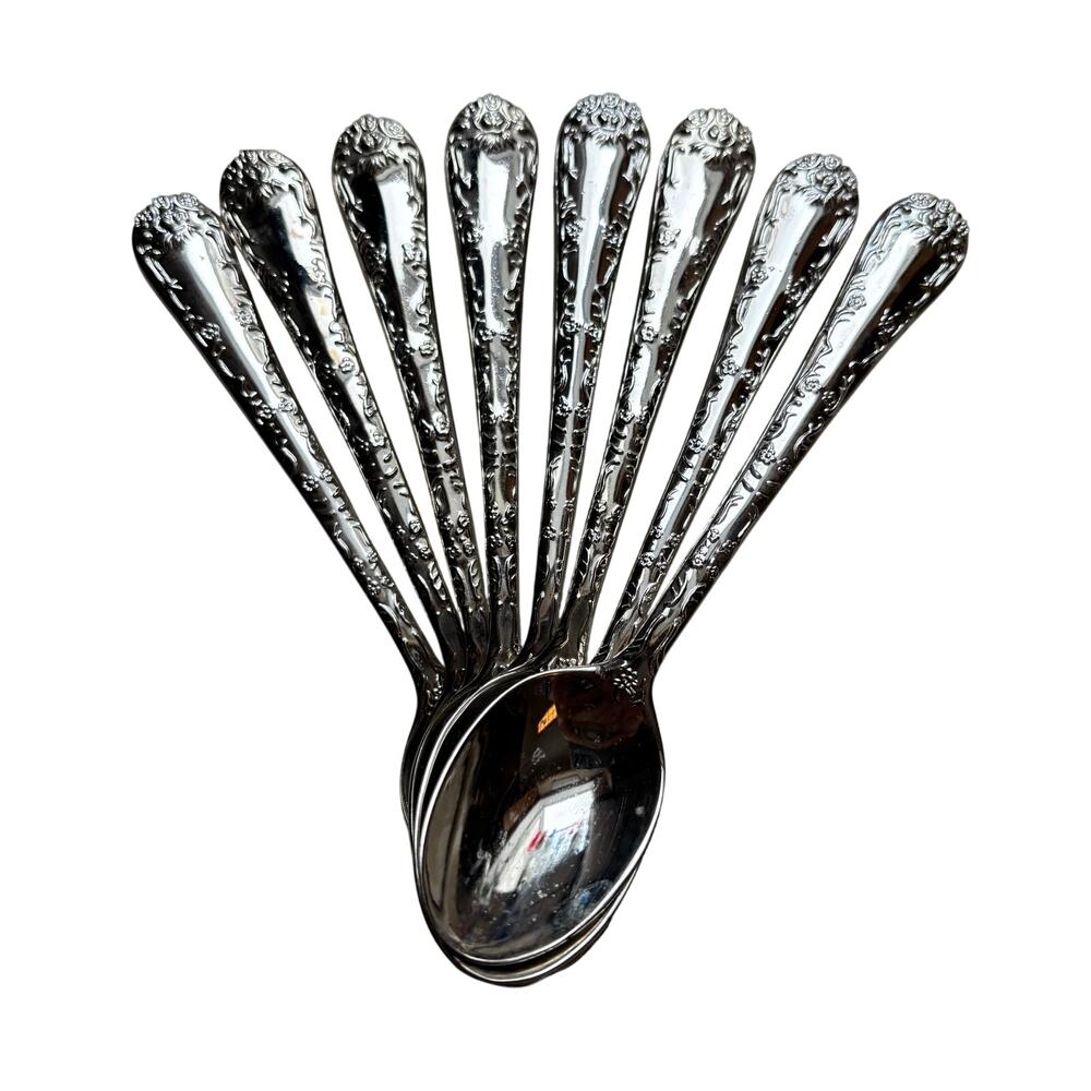 Set of 8 stainless Steel teaspoons Wm Rogers ornate pattern tea party supplies